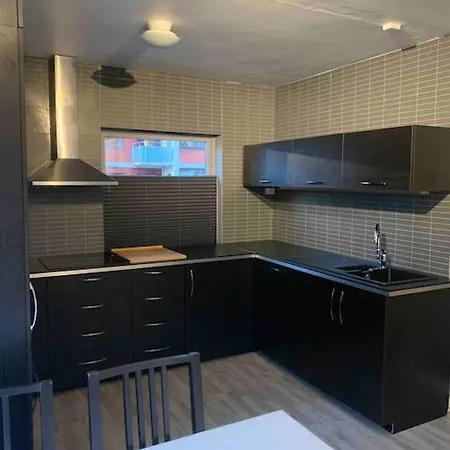 Perfekt Til Palmesus! Parkering Inkludert. Apartamento *